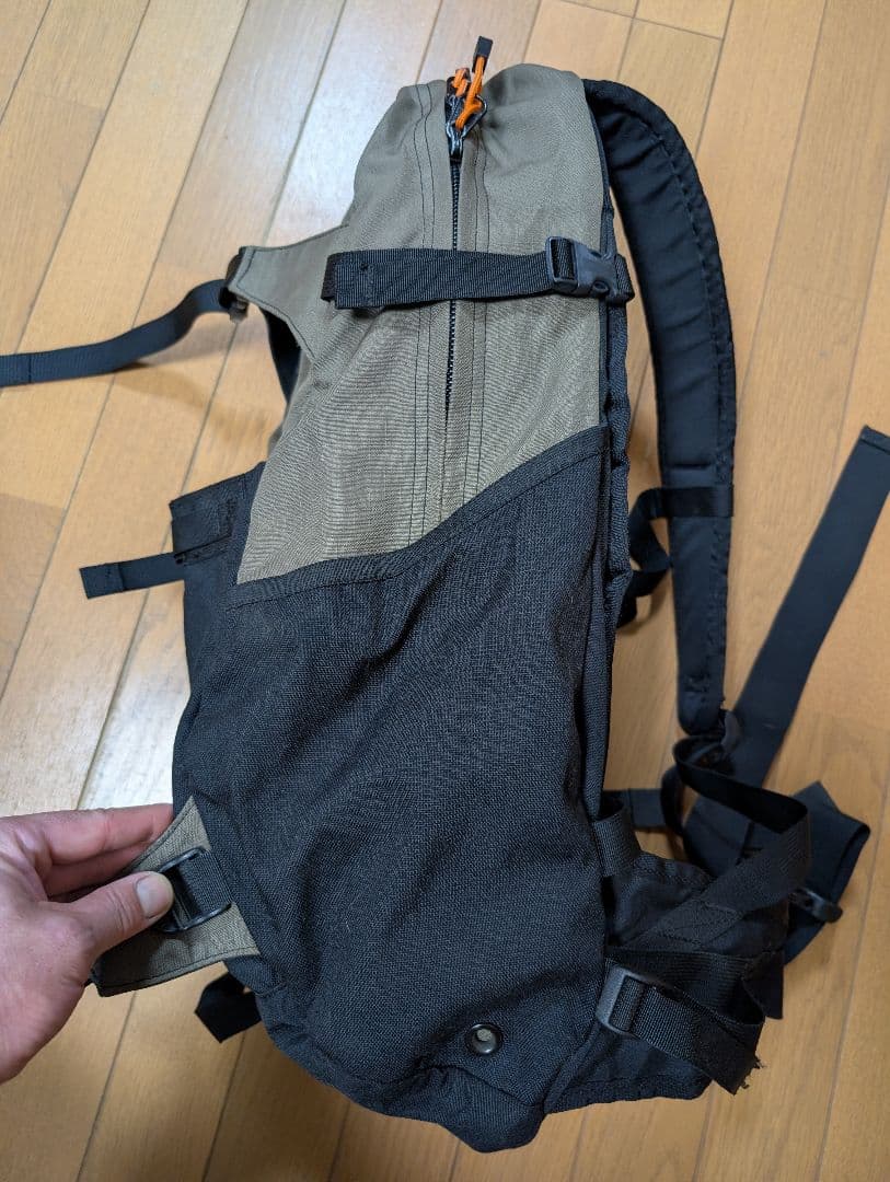 BURTON　バートン　リュック　AK457　バックパック　中古品　送料無料