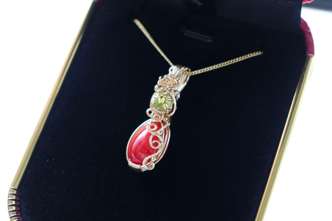 アンダラクリスタルのワイヤージュエリーネックレス✧ドラゴンズブラッド✧ペンダント