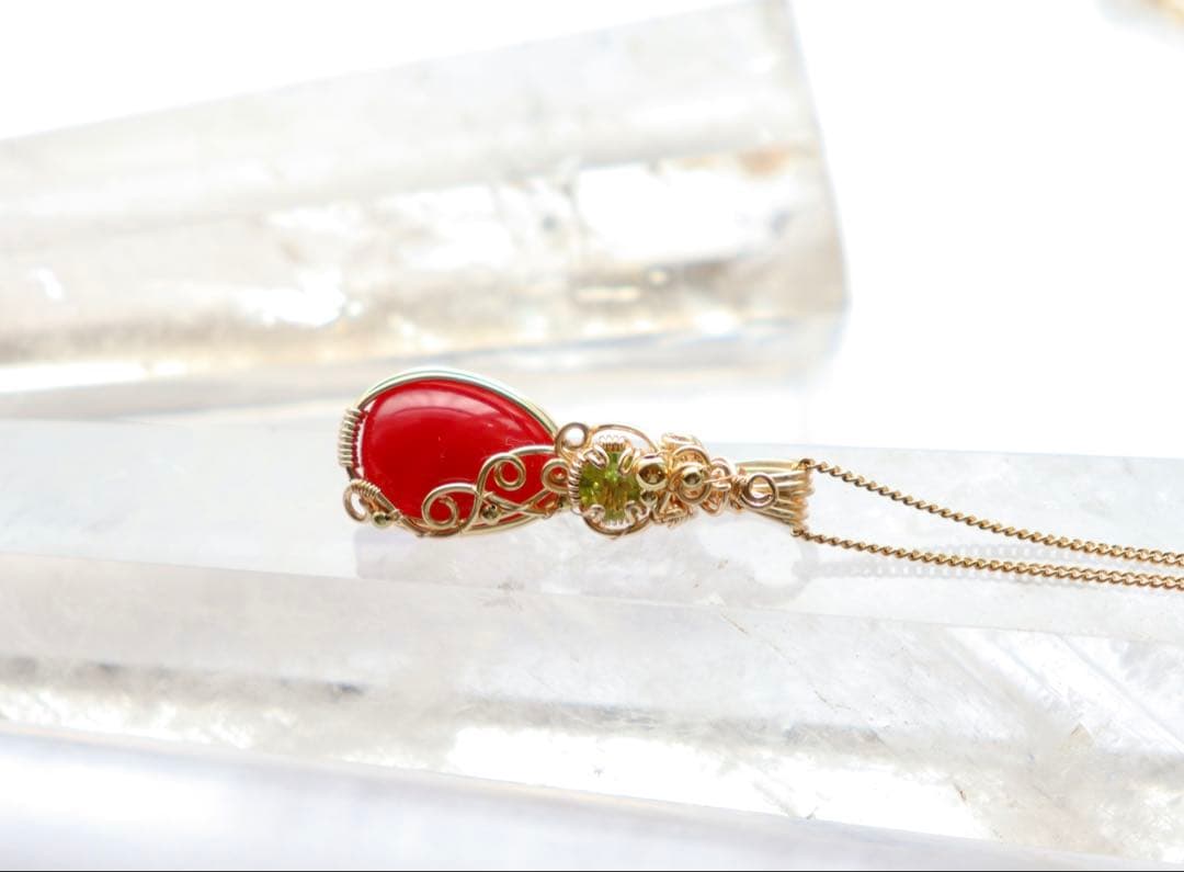 アンダラクリスタルのワイヤージュエリーネックレス✧ドラゴンズブラッド✧ペンダント