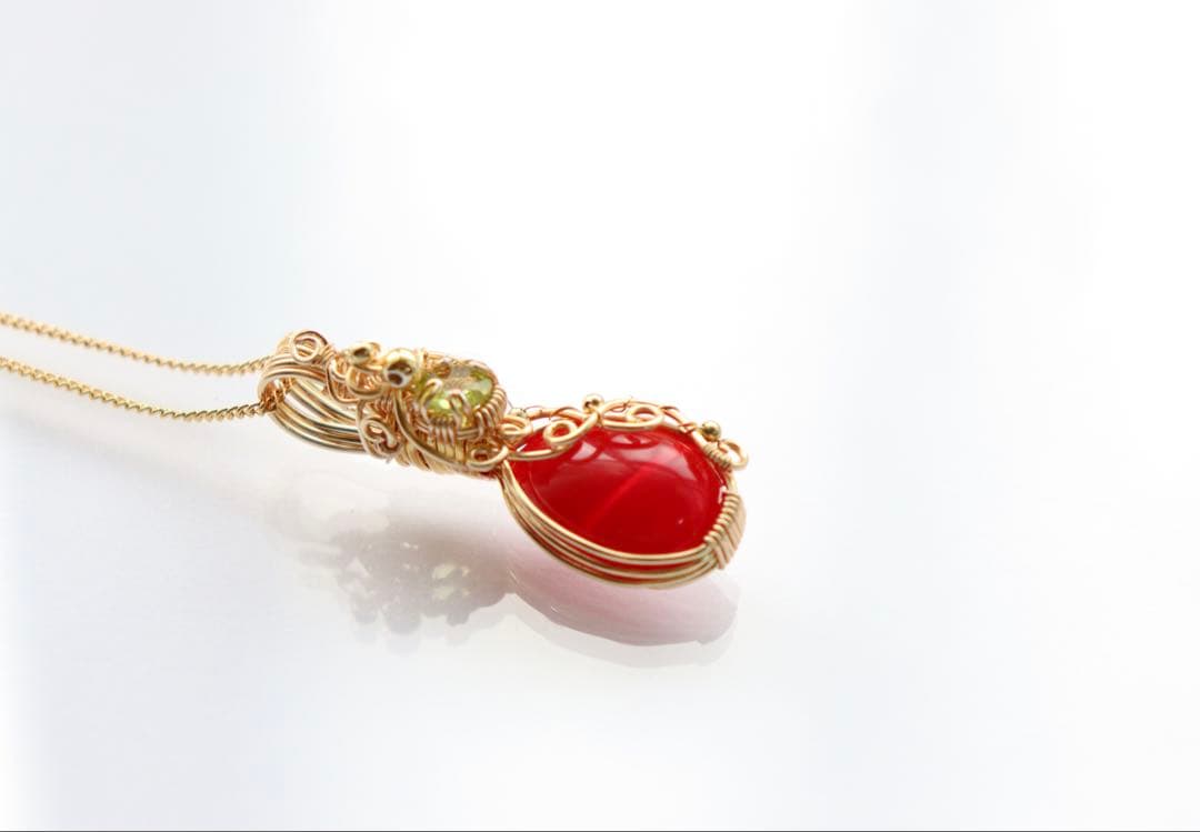 アンダラクリスタルのワイヤージュエリーネックレス✧ドラゴンズブラッド✧ペンダント