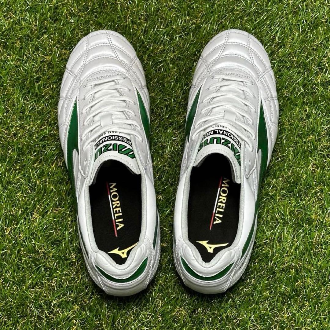 ミズノ　モレリア2ジャパン　ペイントカスタムモデル　26.0㌢