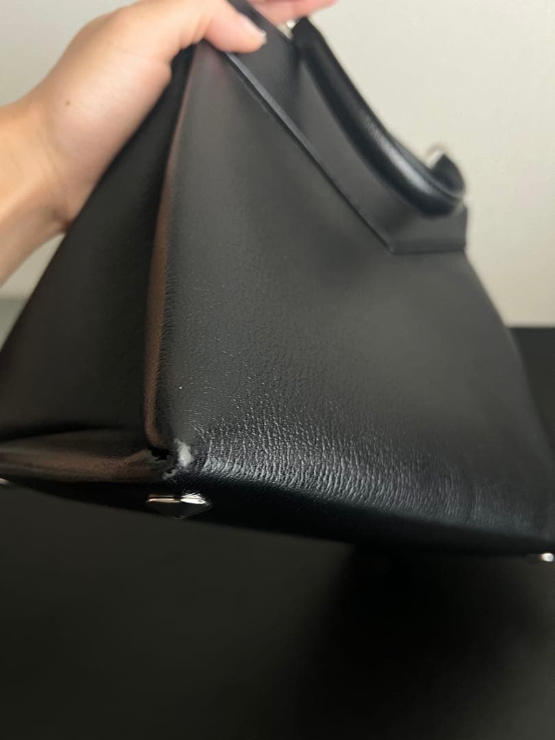 Maison Margielaスナッチド ミディアムショルダーハンドバッグ