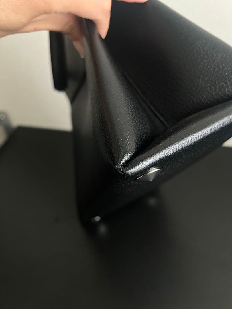 Maison Margielaスナッチド ミディアムショルダーハンドバッグ