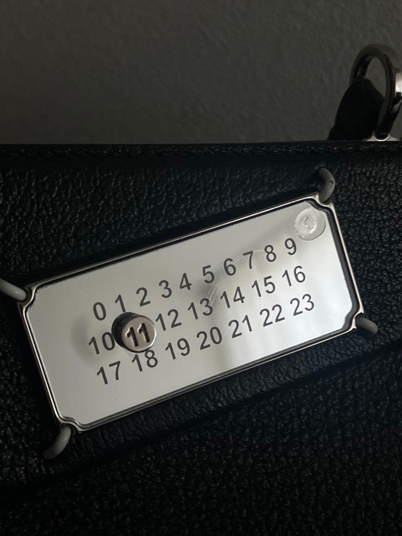 Maison Margielaスナッチド ミディアムショルダーハンドバッグ