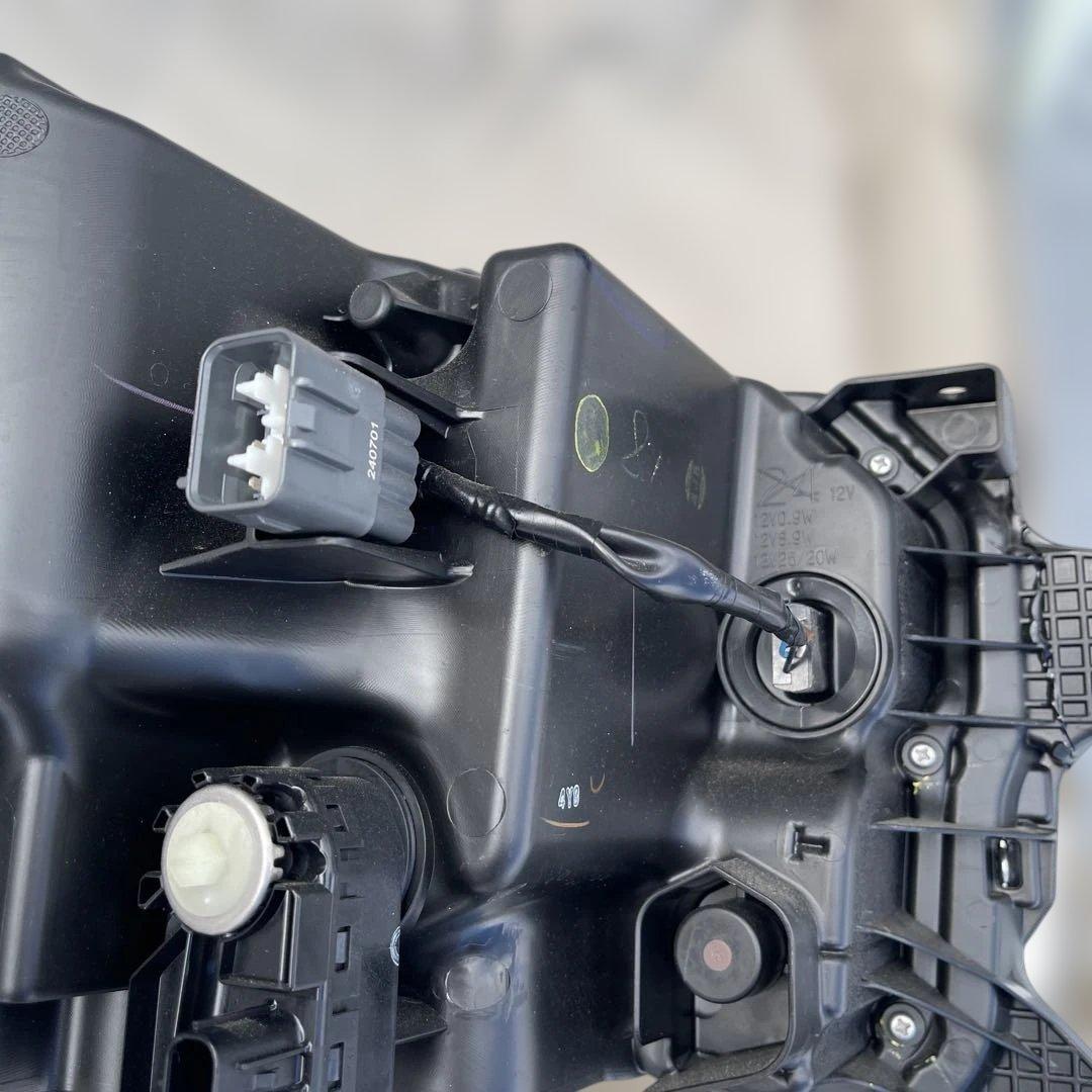 MK94S スペーシアカスタム左中古ヘッドライト　35300-53UA0