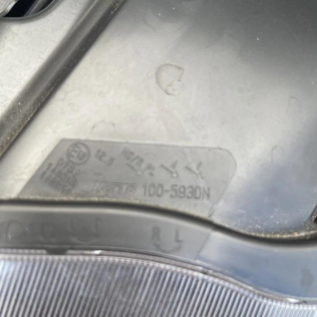 MK94S スペーシアカスタム左中古ヘッドライト　35300-53UA0