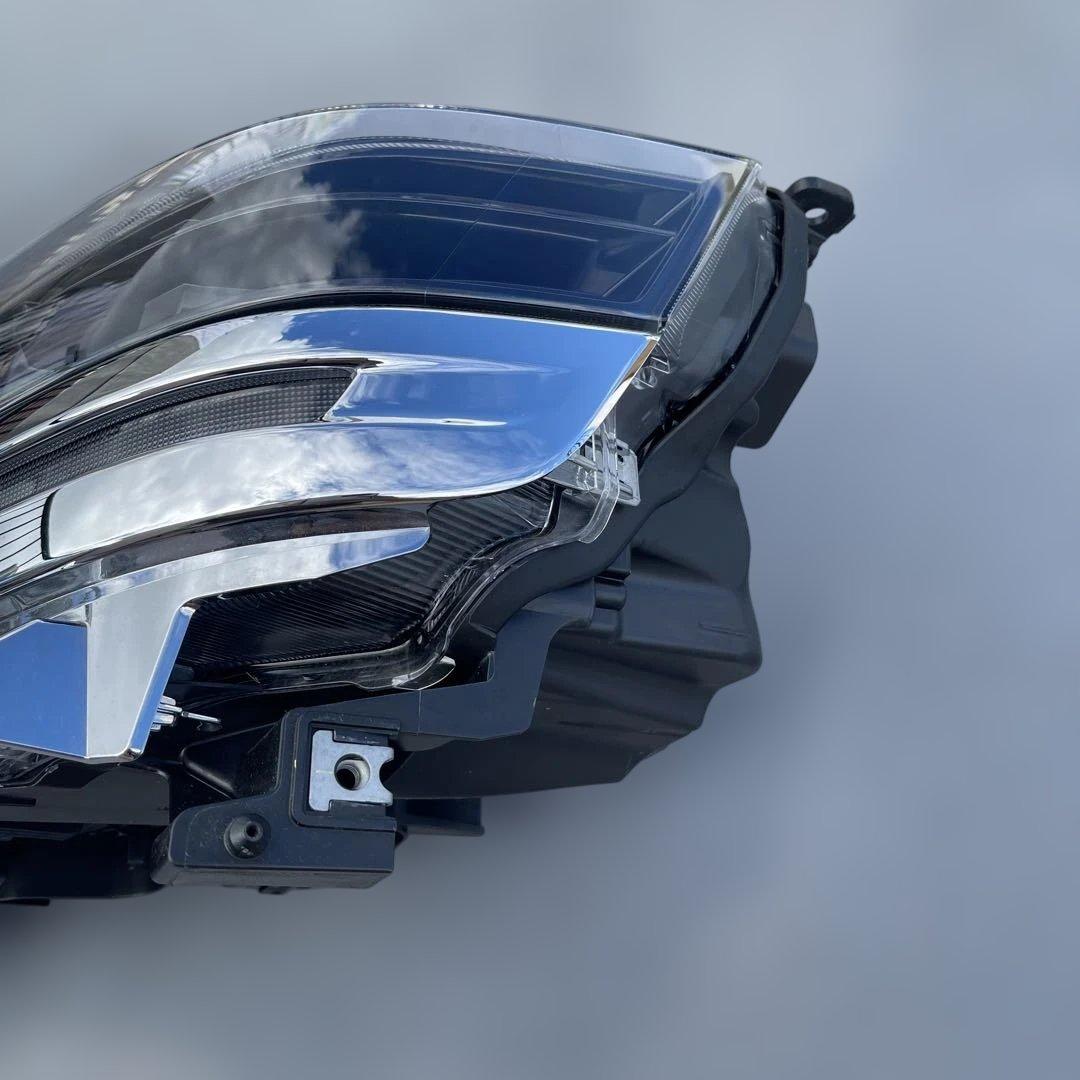 MK94S スペーシアカスタム左中古ヘッドライト　35300-53UA0