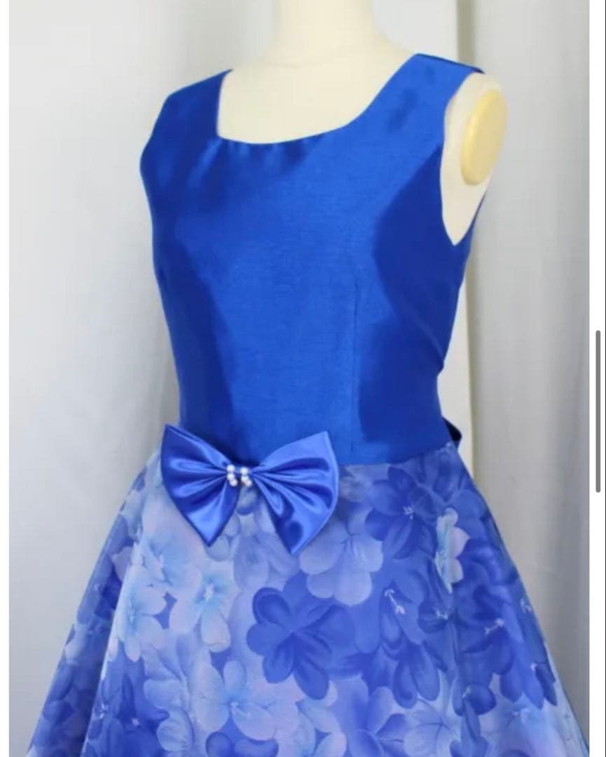 ゆめりすと 子供用ドレス ブルー 花模様 演奏会 発表会 シンプル