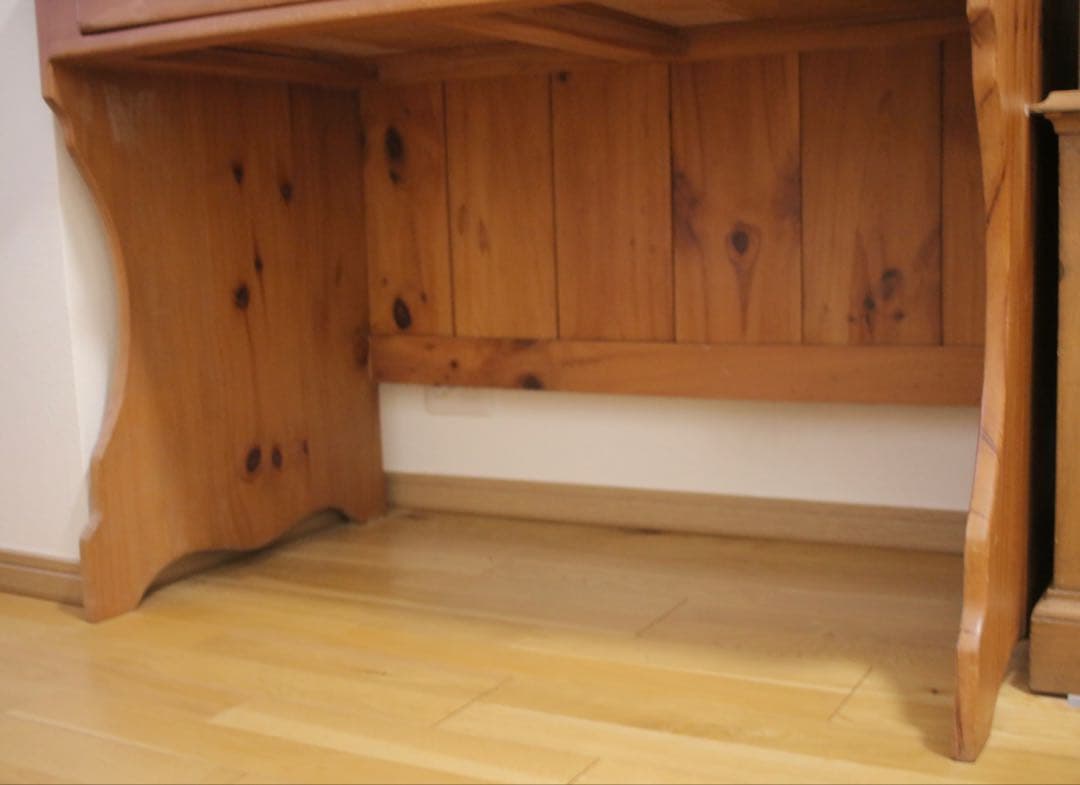 ee⭐︎smile(廃版のため希少・正規品)アントステラ ライティングデスク