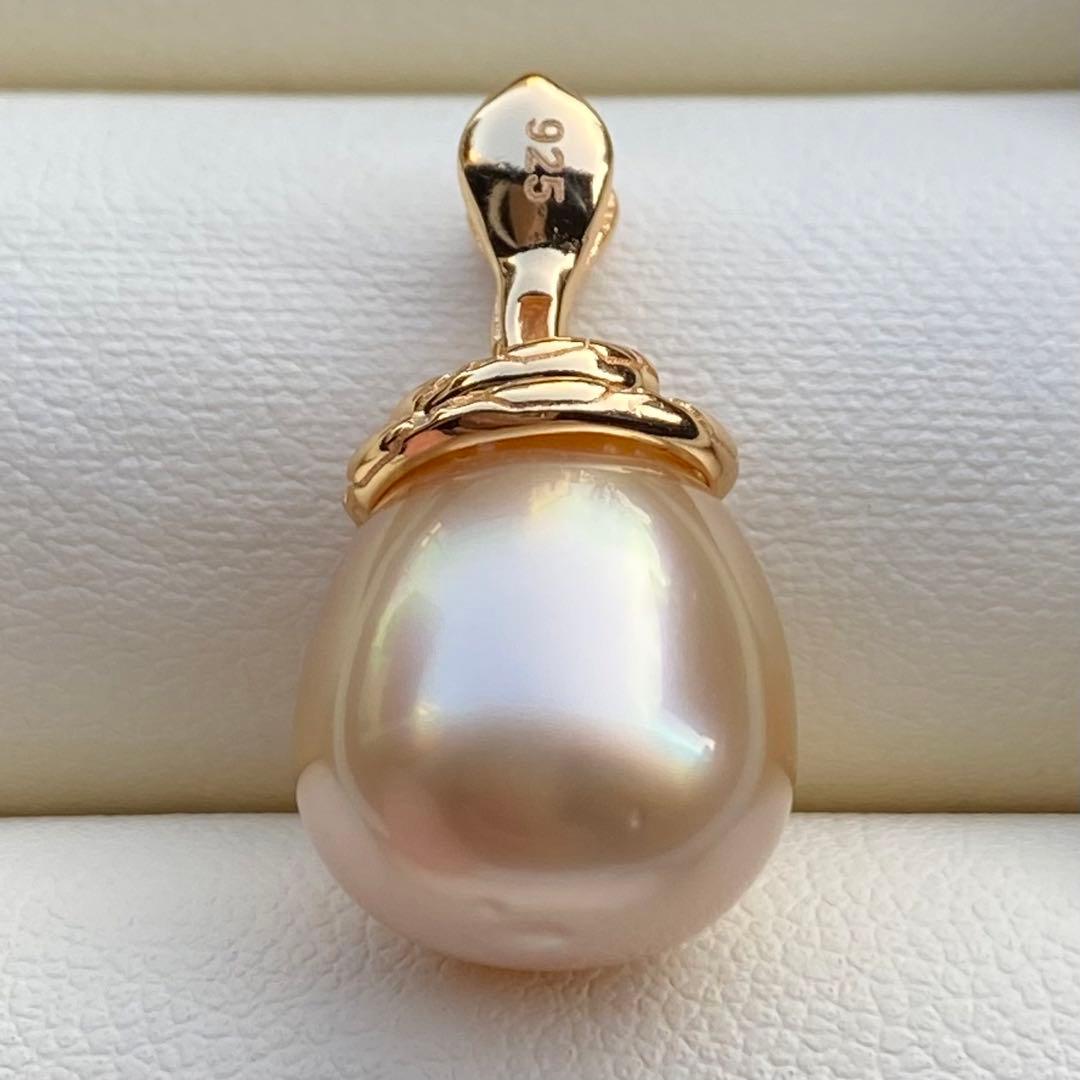 本真珠　南洋白蝶真珠ネックレストップ　13.5*12mmゴールドPT920