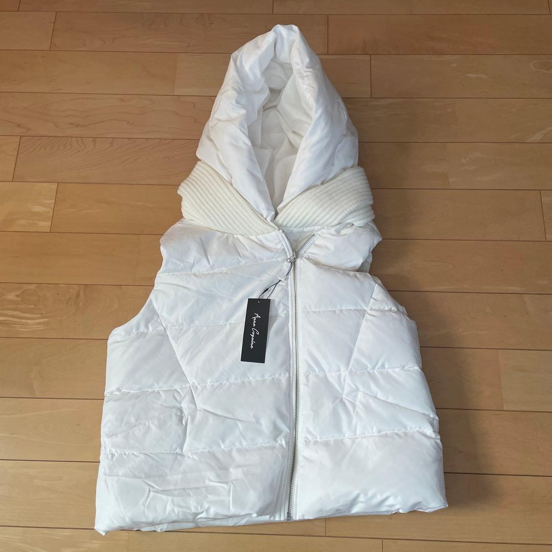 新品未使用！タグ付き　アンコキーヌ　ニット使いダウンベスト　ホワイト　LL