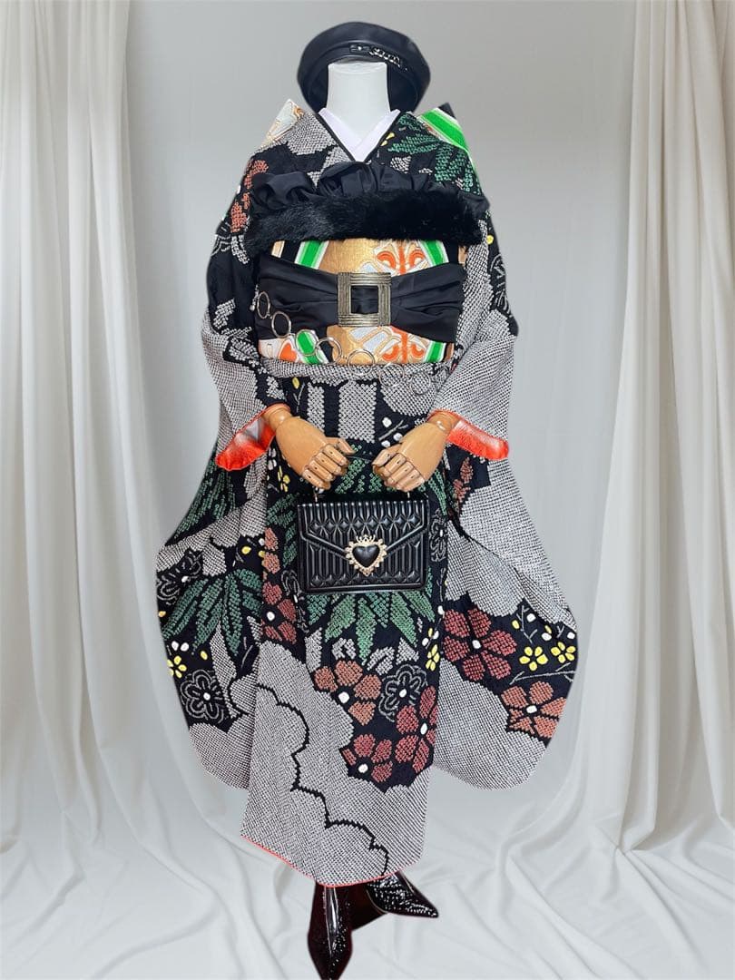 本日限定価格！振袖 フルセット 総絞り 明るい黒地 美品