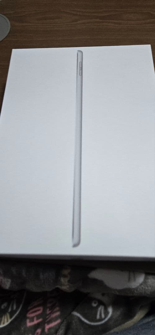 iPad 第9世代 本体 箱付き　未使用に近い