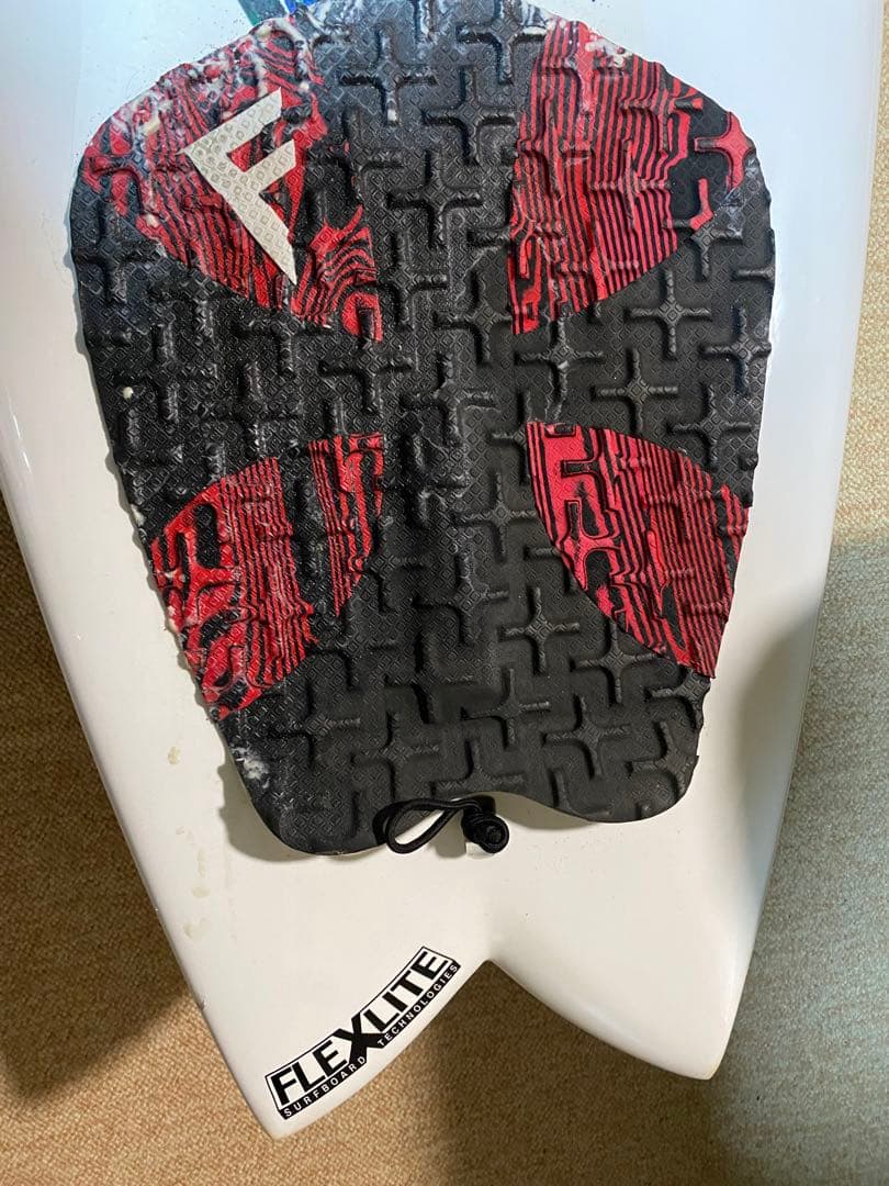 サーフボードショート