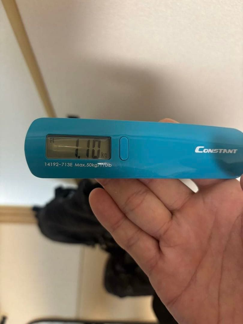 貴重なMサイズ•ノースフェイス・パウダーガイドベスト・重さ1.1kg