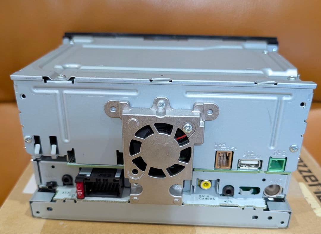 楽ナビ AVIC-RW111 carrozzeria カロッツェリア