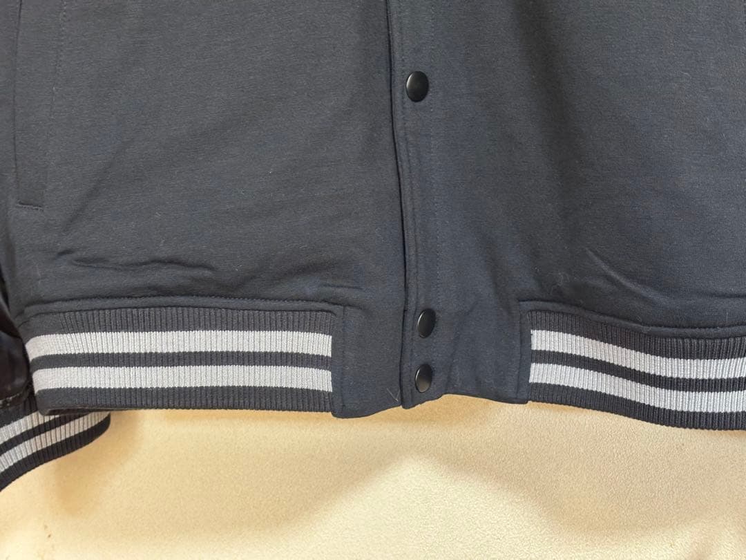 新品 PEANUTS 75周年記念 スタジャン スヌーピー