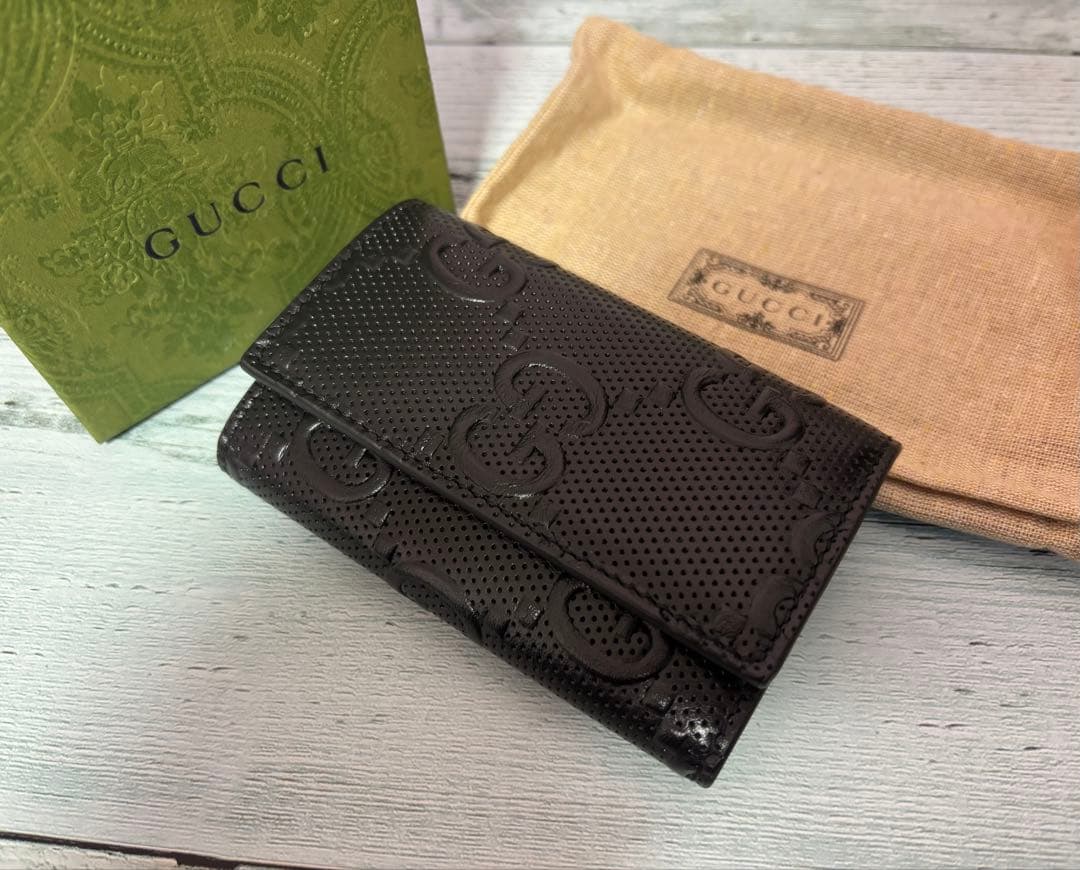 新品未使用　GUCCI グッチ GGエンボスレザー 6連 キーケース　キーリング