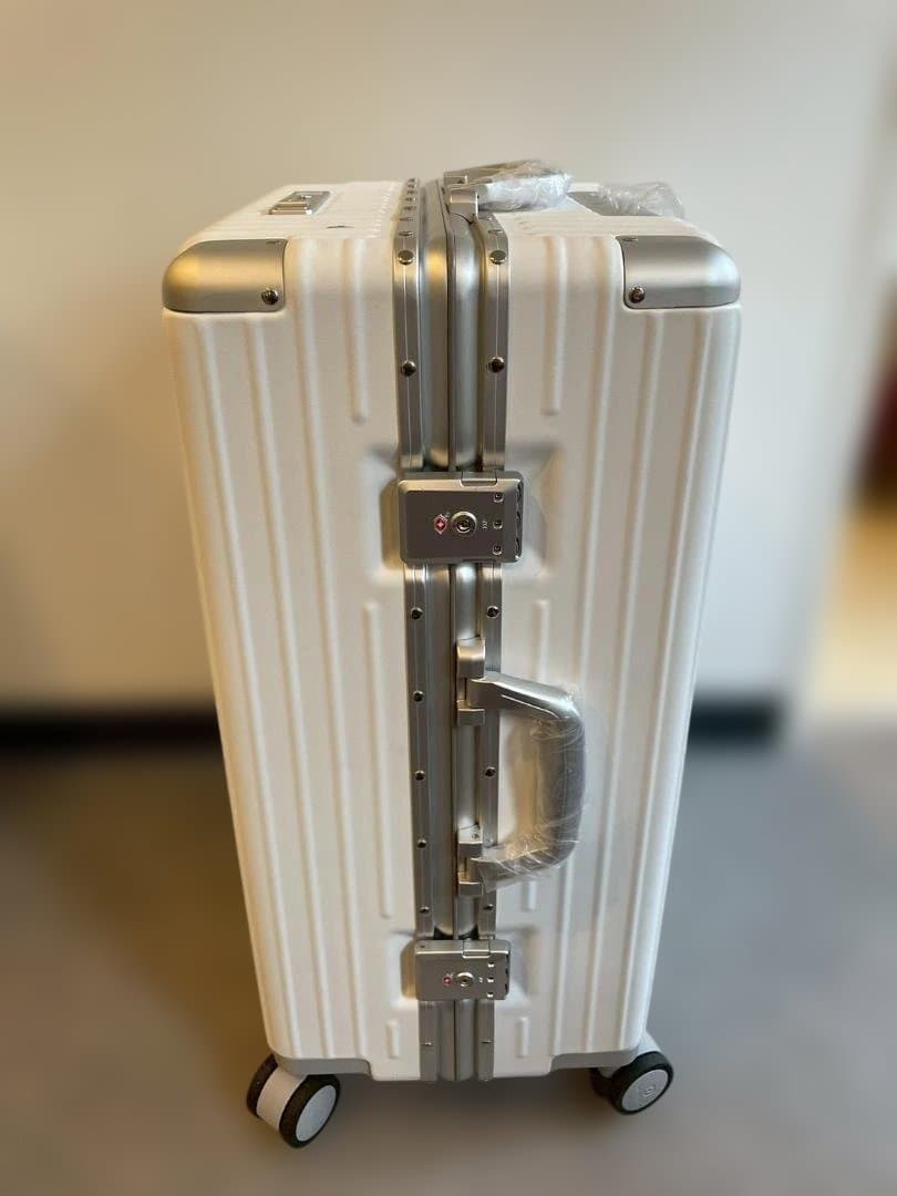 リベティ多機能キャリーケース【マットホワイトМサイズ】A54