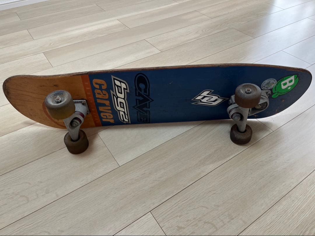 カーバーCARVER スケートボード長さ約85㌢