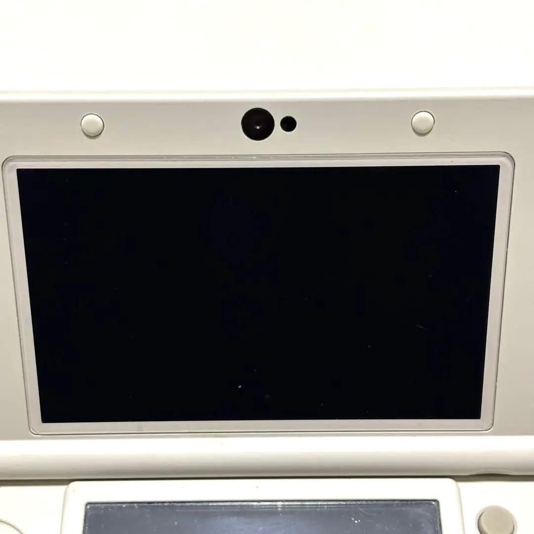 Newニンテンドー3DS ホワイト ケース付き ソフト14本