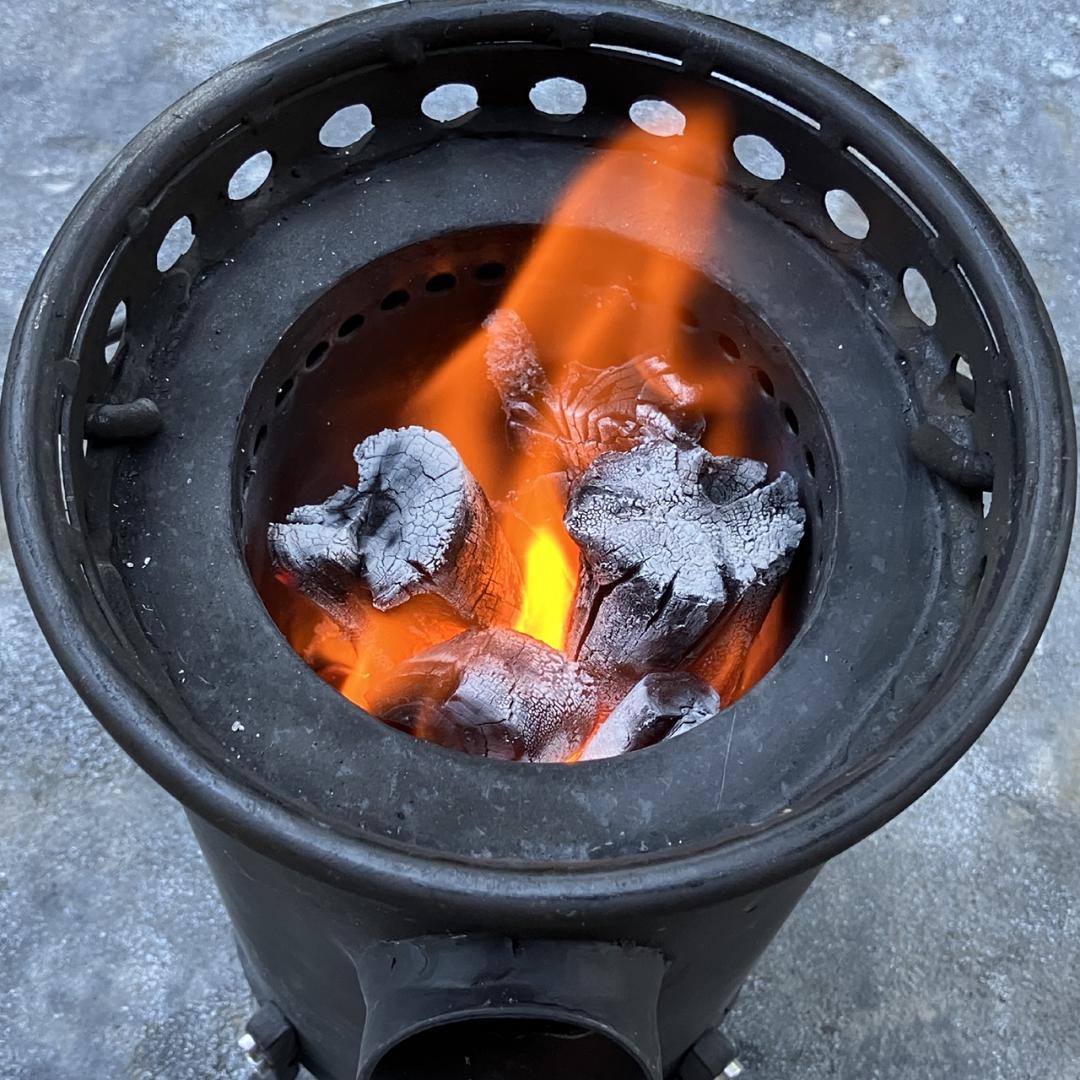 かまどン 新聞紙で炊ける防災炊飯器 バッグ付 キャンプストーブ 七輪 35%割引