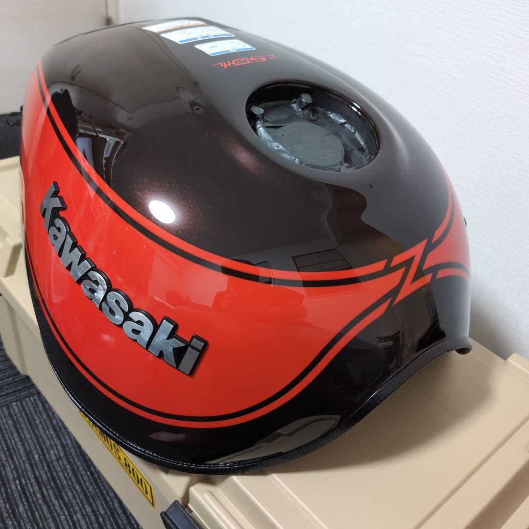 Z900RS 50th タンク　凹みあり