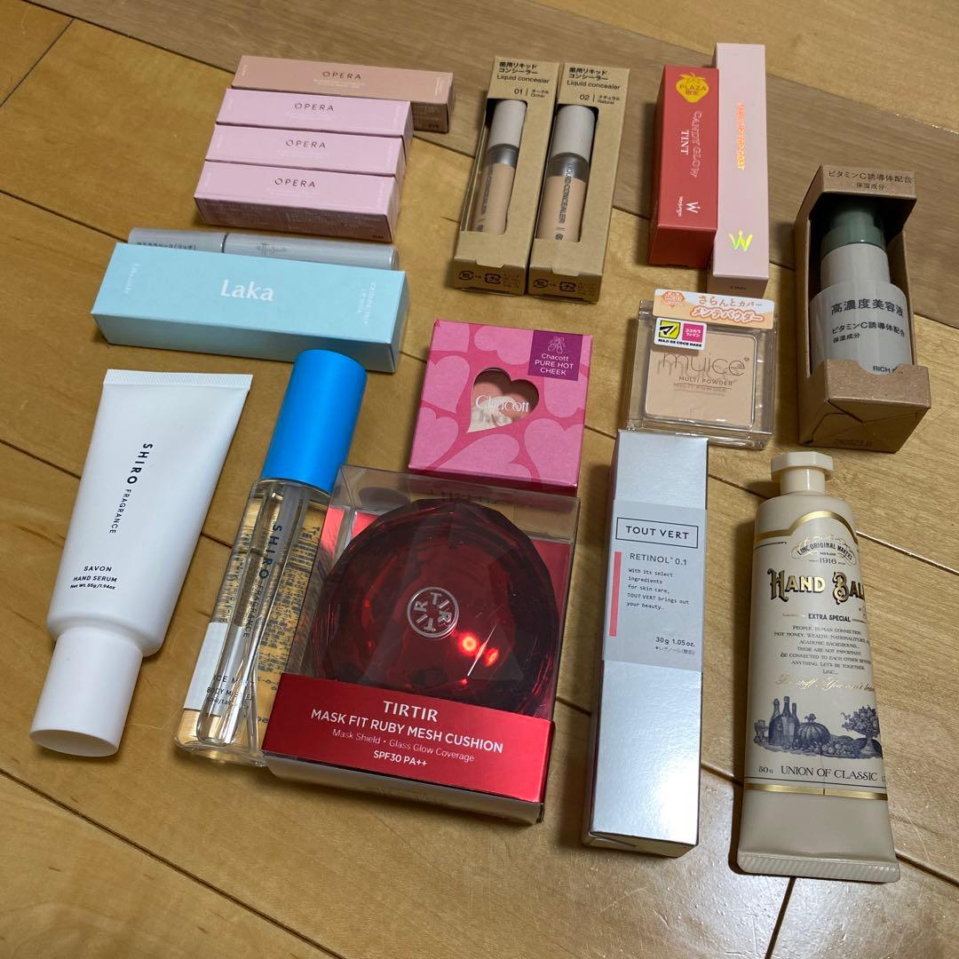 化粧品　コスメ　まとめ売り