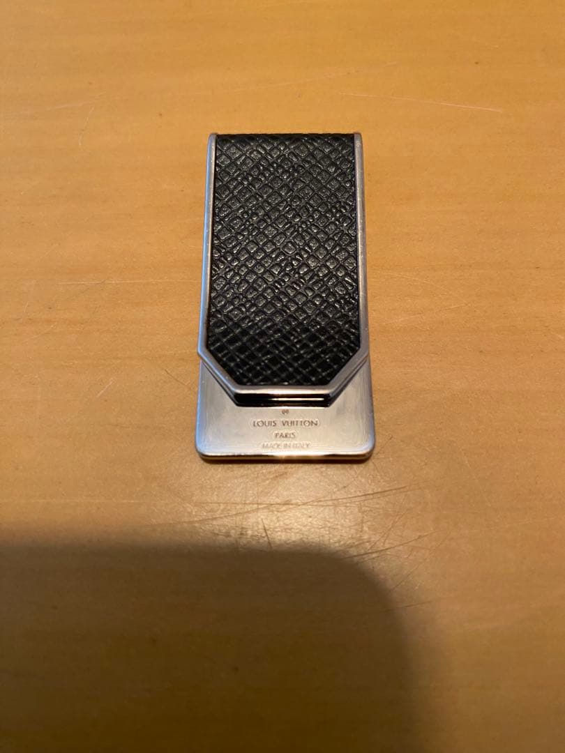 Louis Vuitton マネークリップ タイガ 黒
