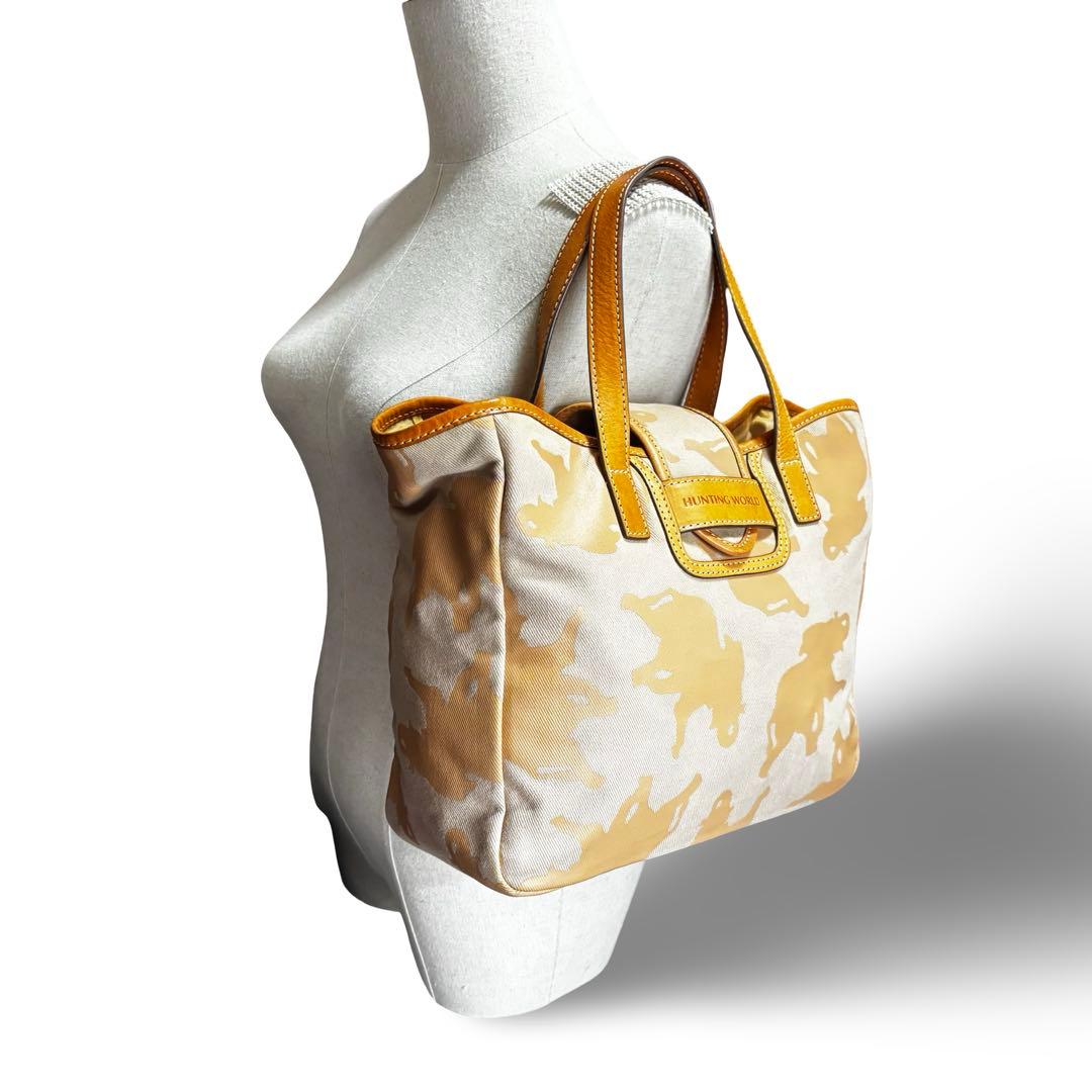 【良品】ハンティングワールド　トートバッグ　ロゴ柄　肩掛け　レザー　キャンバス