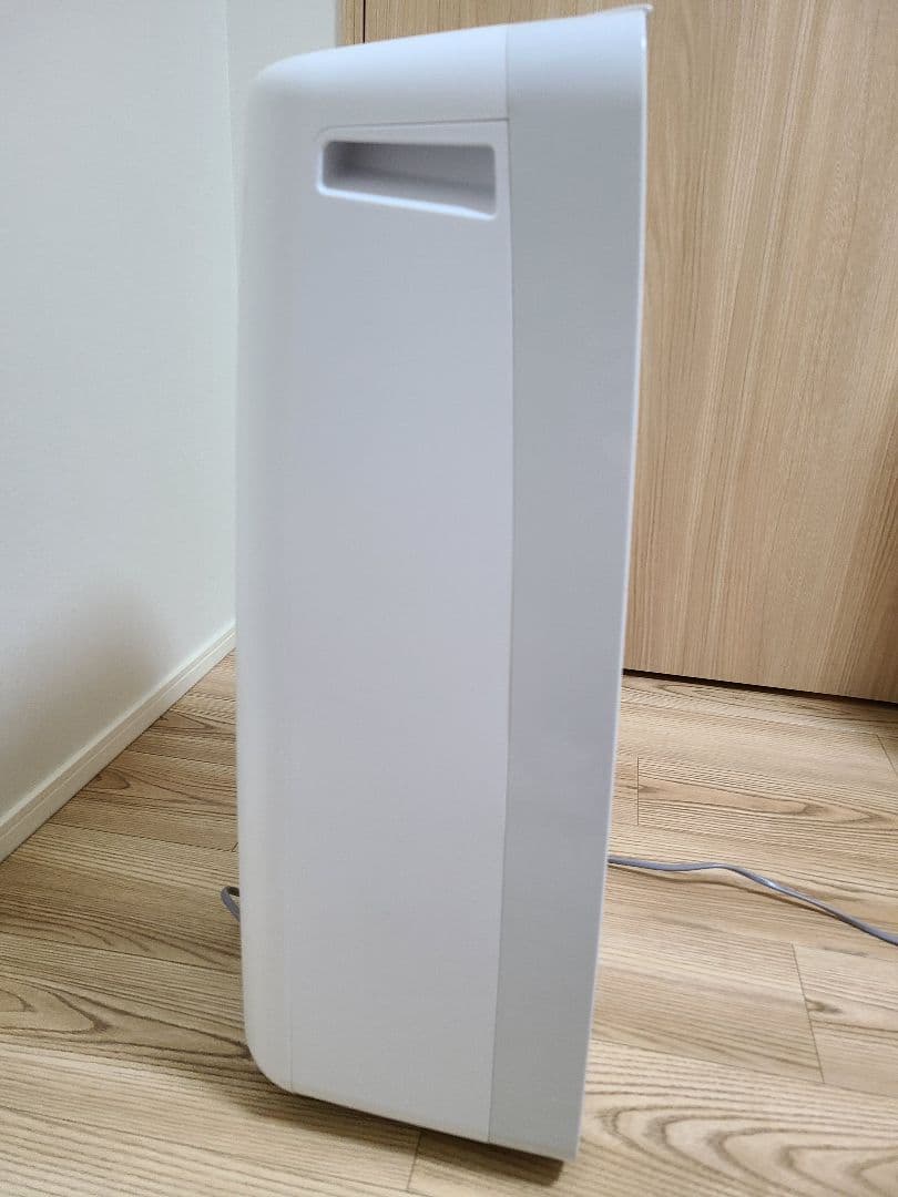 SHARP CV-L120-W 除湿機 ホワイト　訳あり