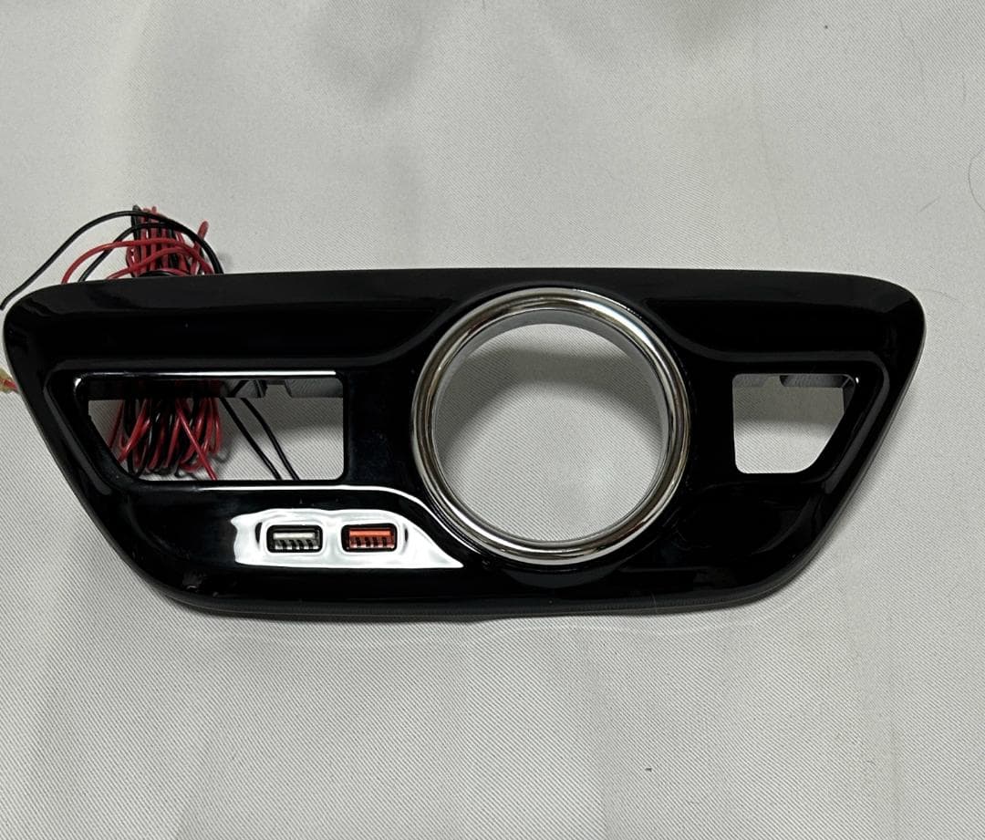 プリウス 50系 シフトパネル LEDライト メッキリング　USBポート2個