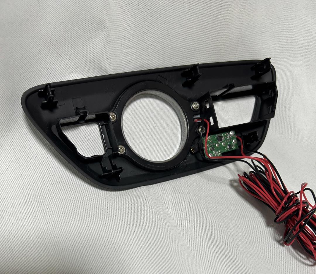 プリウス 50系 シフトパネル LEDライト メッキリング　USBポート2個