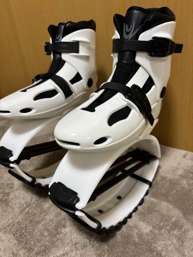 ジャンピングシューズ　カンガルージャンプ　フィットネス