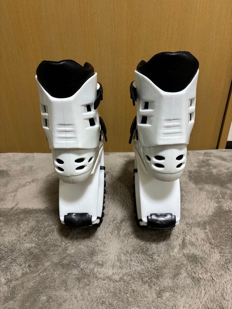 ジャンピングシューズ　カンガルージャンプ　フィットネス