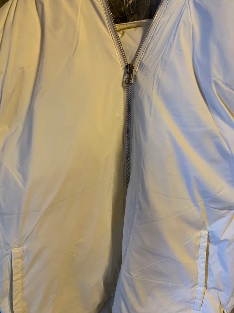 みーんさん専用　新品未使用！gypsohila ジプソフィア　パフィベスト　白