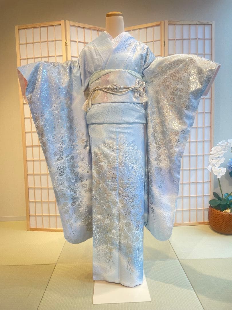 ＊新品＊【豪華振袖】水色金彩 さくら花柄文様 桂由美柄　振袖　成人式 手縫い