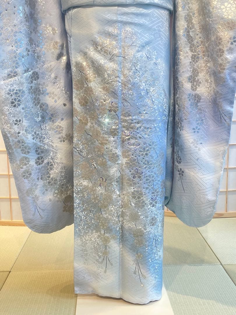 ＊新品＊【豪華振袖】水色金彩 さくら花柄文様 桂由美柄　振袖　成人式 手縫い