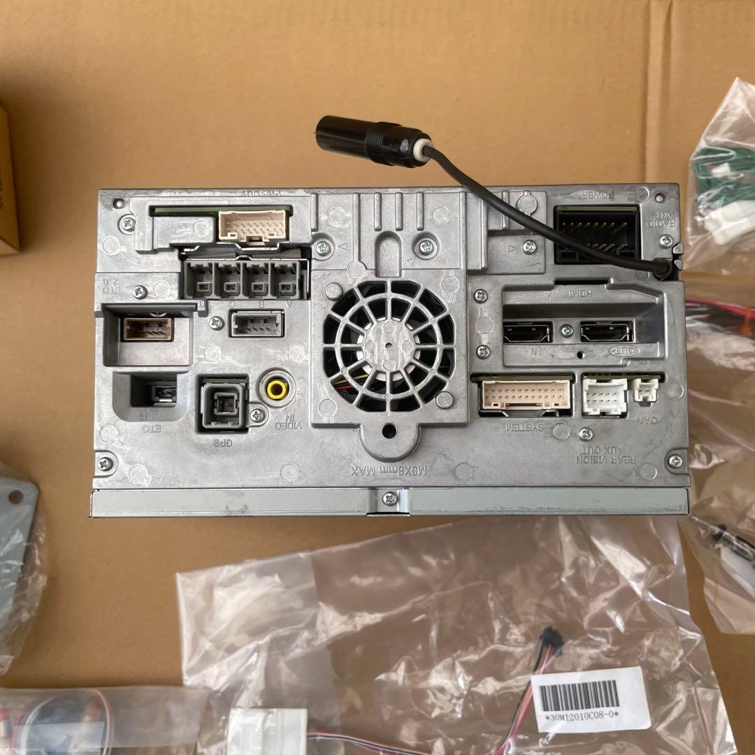 ビッグX 9インチ　X9V カーナビ　ヴォクシー