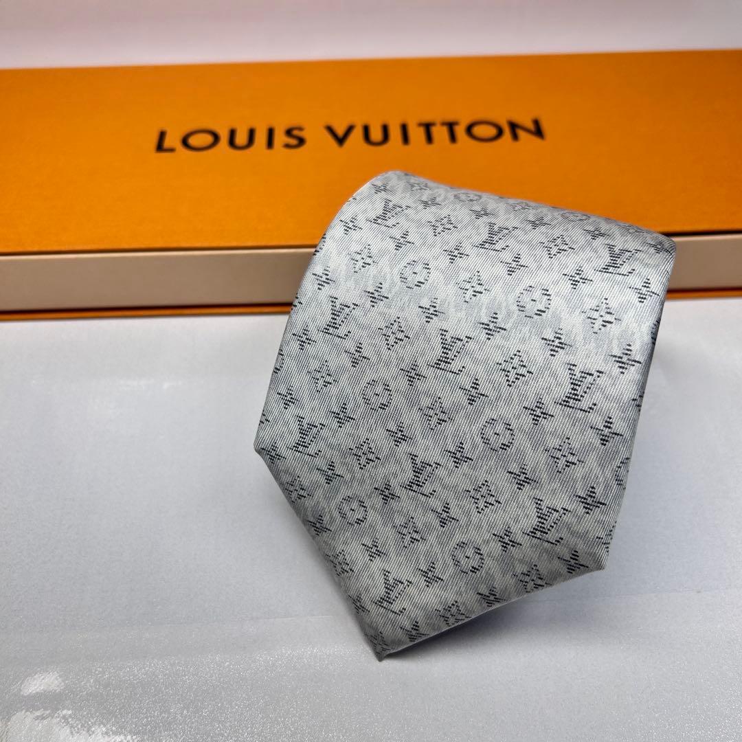 LOUIS VUITTON ルイヴィトン 極美品 ネクタイ モノグラム レア