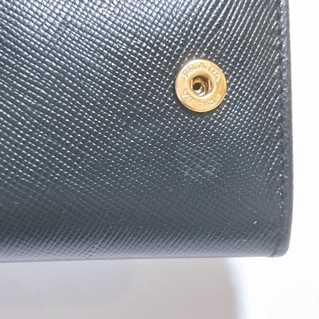 新品未使用✨プラダ キーケース 6連 サフィアーノ 三角ロゴ ゴールド