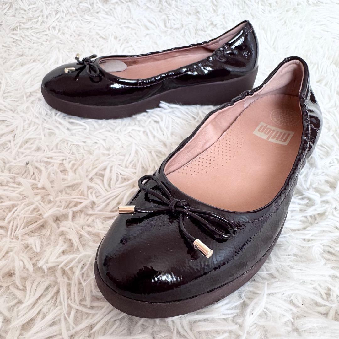 【新品未使用】fitflop エナメル パンプス コンフォートシューズ リボン