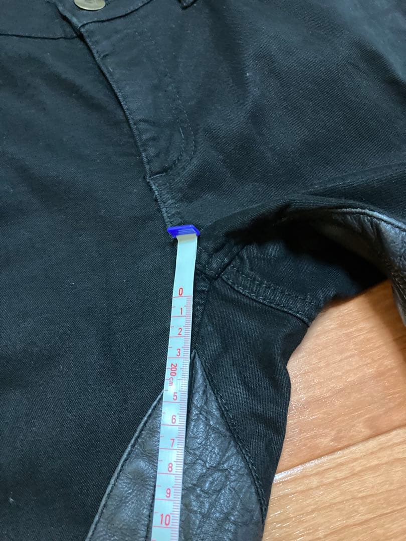 デグナー　ヒートガード付きデニム（膝プロテクター入り）