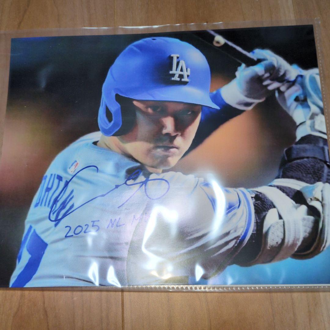 大谷翔平　直筆サイン入り　ロサンゼルスドジャース　カメラマン撮影　非売品