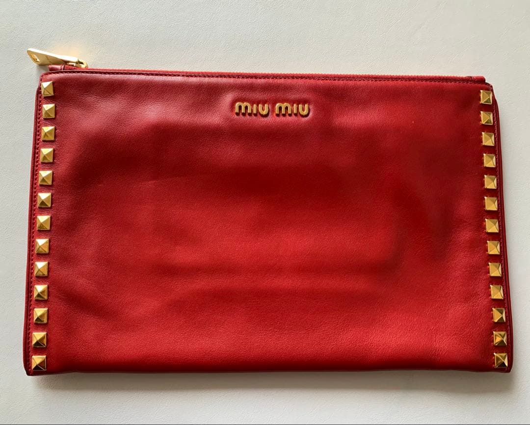 miumiu クラッチバッグ
