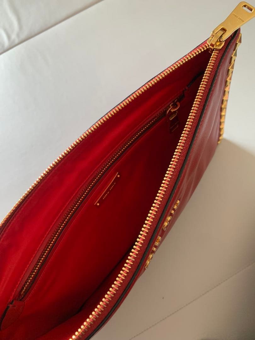 miumiu クラッチバッグ