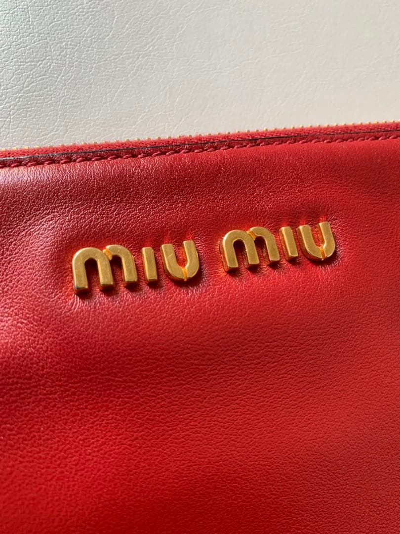 miumiu クラッチバッグ