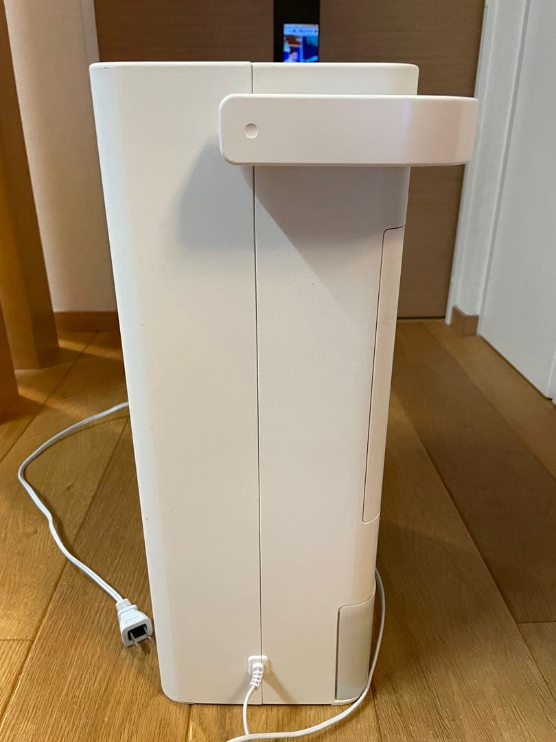 アイリスオーヤマ 衣類乾燥除湿機 KIJD-P20-W 2023年製