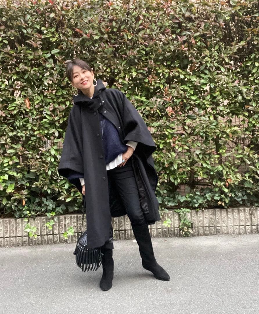 ZARA LIMITED EDITION ウール混ケープ　ポンチョ