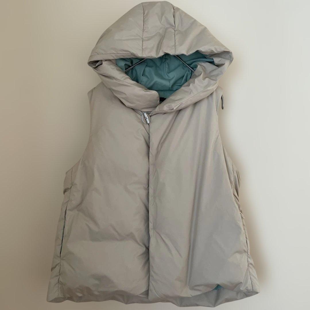 新品未使用パラスパレスダウンベストFREE